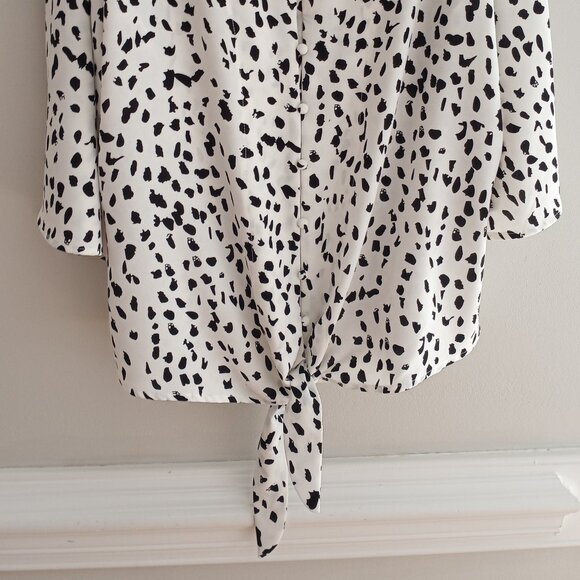 Animal Print Black & White Short Sleeve Blouse Size XXL 100% Polyester - Picture 2 of 11
